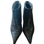 Bota preta bico fino